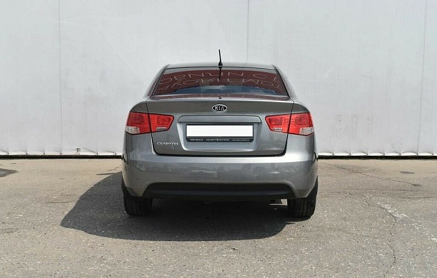 Kia Cerato 5-speed II, фото №3