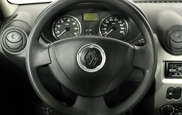 Renault Logan, фото №7
