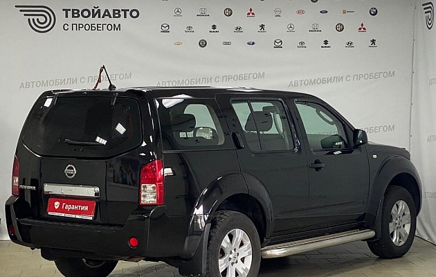 Nissan Pathfinder, фото №2