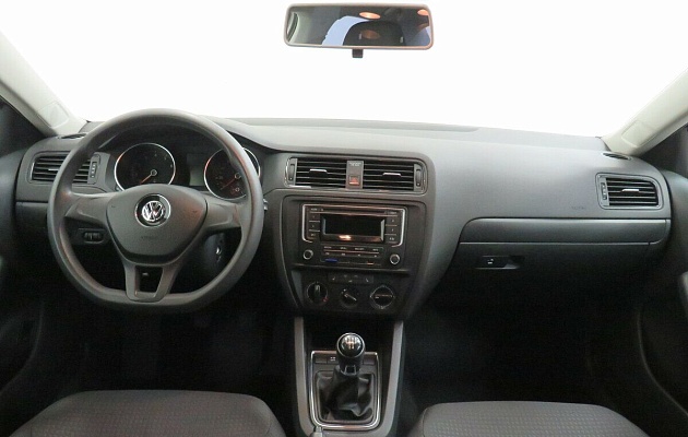 Volkswagen Jetta VI Рестайлинг, фото №5