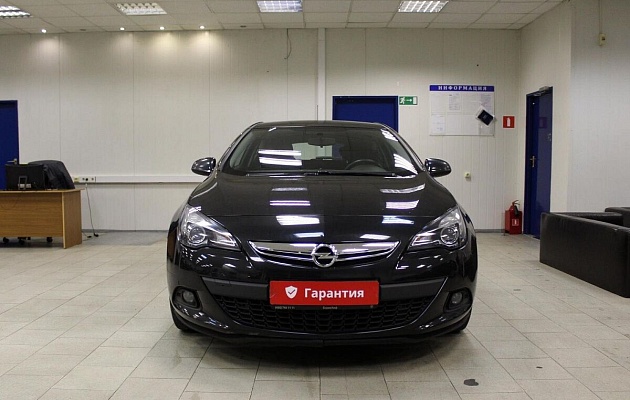 Opel Astra J Рестайлинг, фото №1