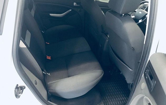 Ford Kuga, фото №8