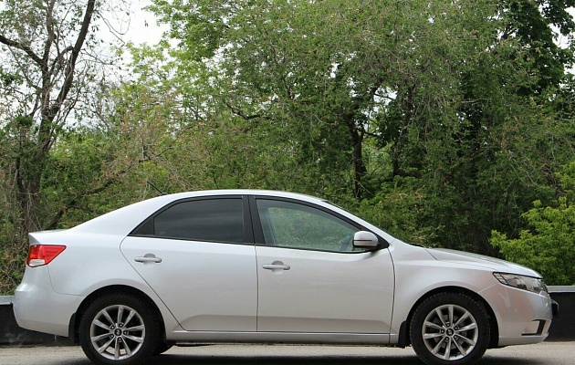 Kia Cerato 6-speed II, фото №4