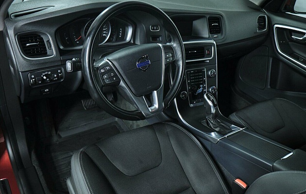 Volvo S60 II Рестайлинг, фото №6