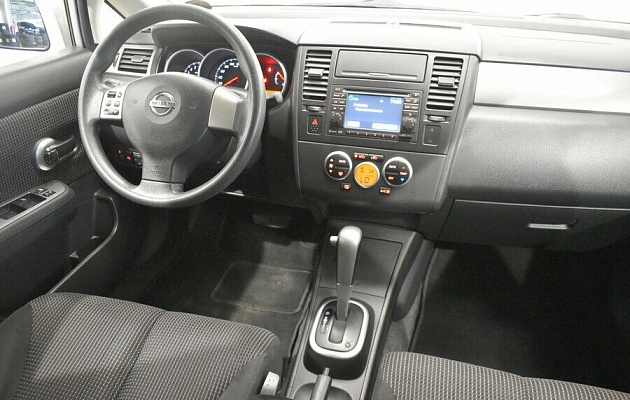 Nissan Tiida I Рестайлинг, фото №5