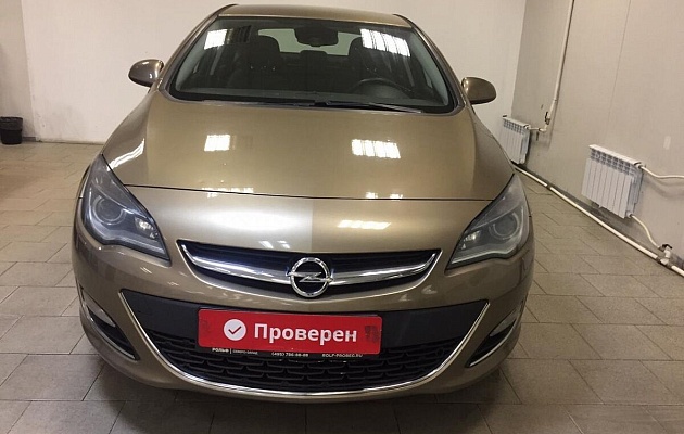 Opel Astra J Рестайлинг, фото №1