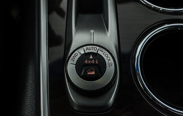 Nissan Pathfinder IV, фото №8