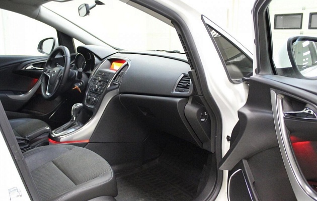Opel Astra J, фото №9
