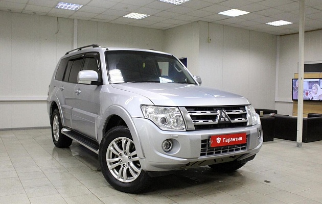 Mitsubishi Pajero, IV Рестайлинг 1, фото №2