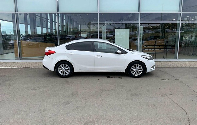 Kia Cerato III, фото №2