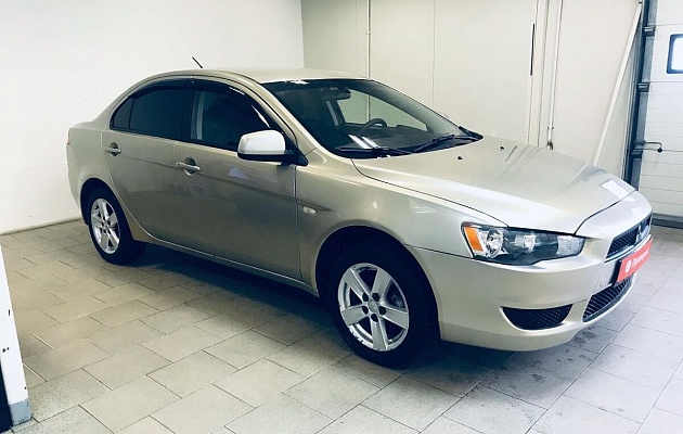 Mitsubishi Lancer X, фото №2