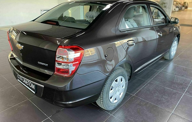 Chevrolet cobalt ii рестайлинг, фото №6