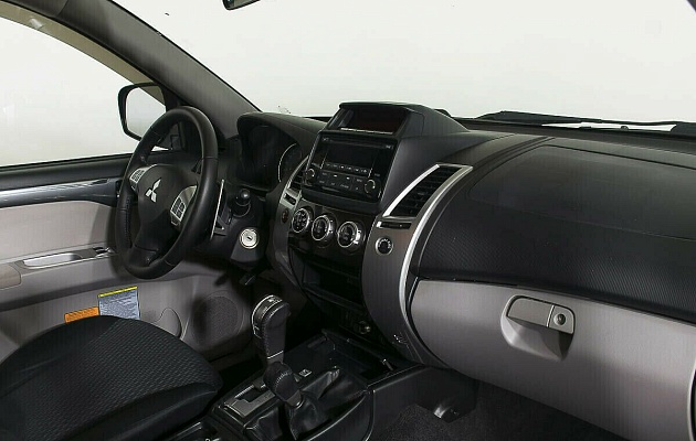 Mitsubishi Pajero Sport II Рестайлинг, фото №7