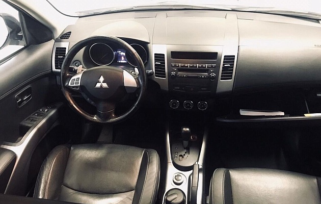 Mitsubishi Outlander II Рестайлинг, фото №6