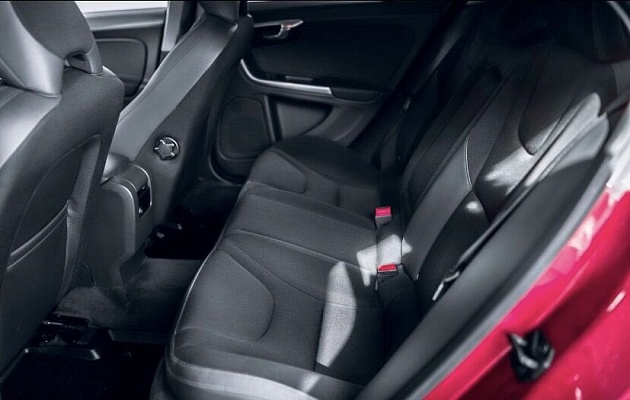 Volvo S60, фото №5