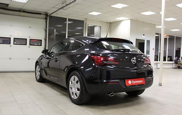 Opel Astra J Рестайлинг, фото №6