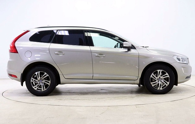 Volvo XC60, фото №2