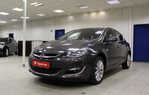 Opel Astra J Рестайлинг, фото №2