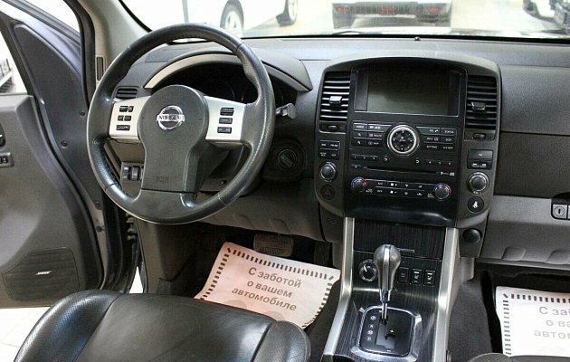 Nissan Pathfinder III Рестайлинг, фото №7