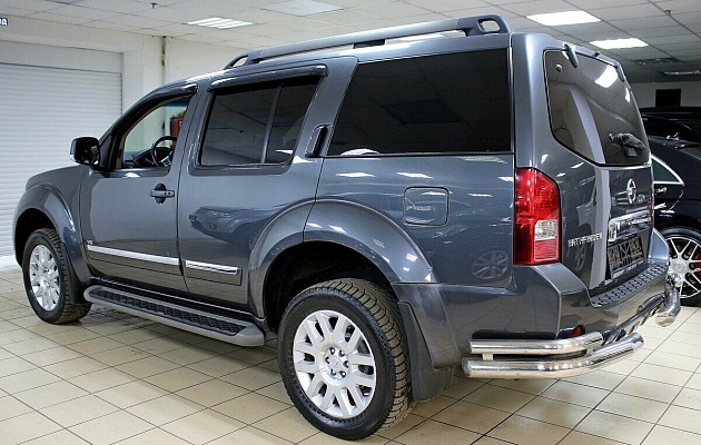 Nissan Pathfinder III Рестайлинг, фото №4