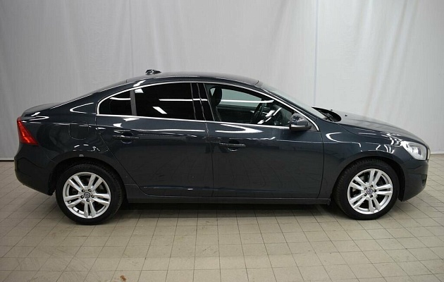 Volvo S60 II Рестайлинг, фото №2