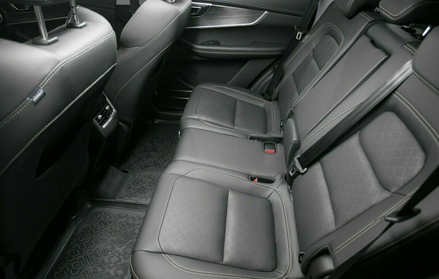 Chery tiggo 8, фото №11