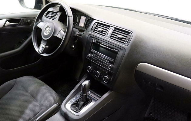 Volkswagen Jetta, фото №4