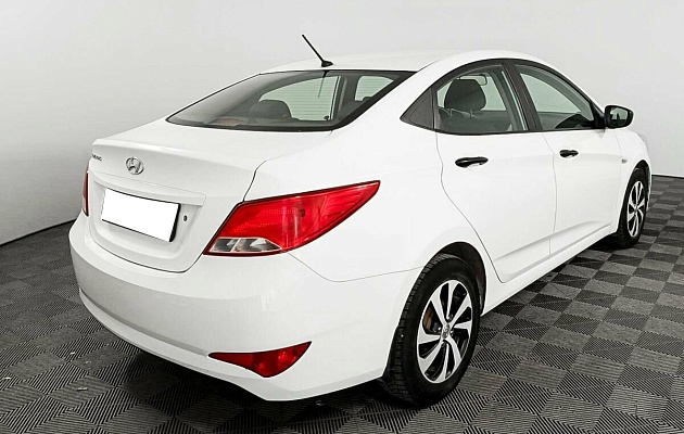 Hyundai Solaris, фото №2