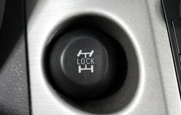 Toyota RAV4 III (XA30), фото №11