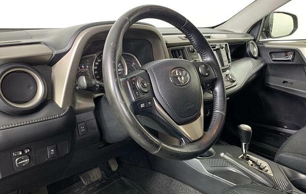 Toyota RAV 4, фото №6