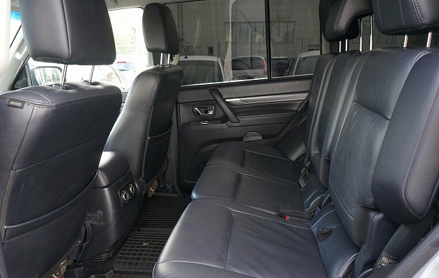 Mitsubishi Pajero IV, фото №6