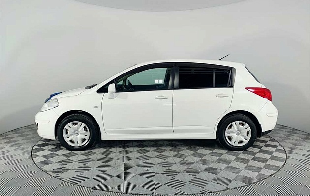 Nissan Tiida I Рестайлинг, фото №2