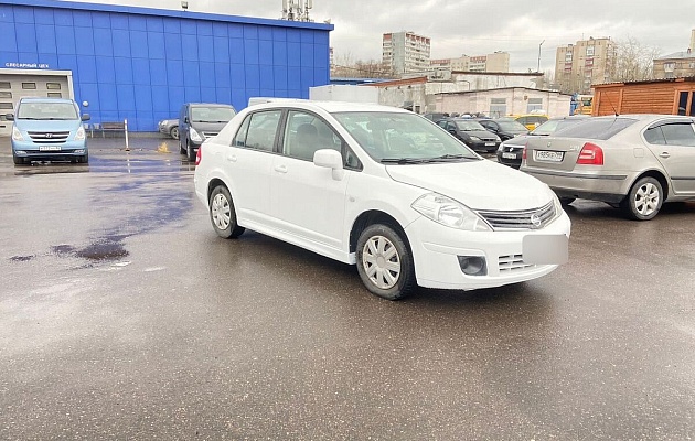 Nissan Tiida, фото №6