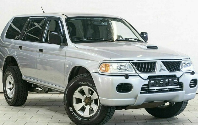 Mitsubishi pajero sport, фото №1