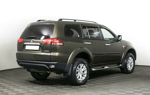 Mitsubishi Pajero Sport II Рестайлинг, фото №2