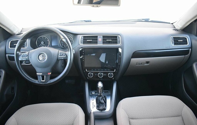 Volkswagen Jetta VI, фото №5