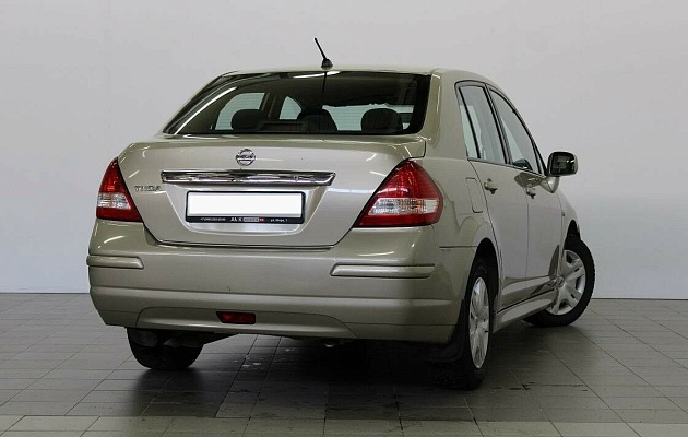 Nissan Tiida I Рестайлинг, фото №3
