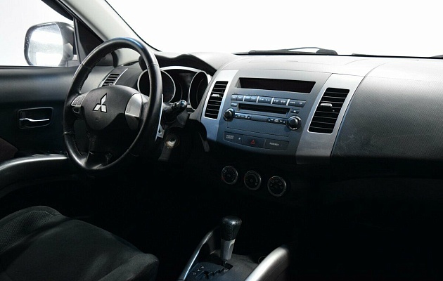 Mitsubishi Outlander II, фото №5