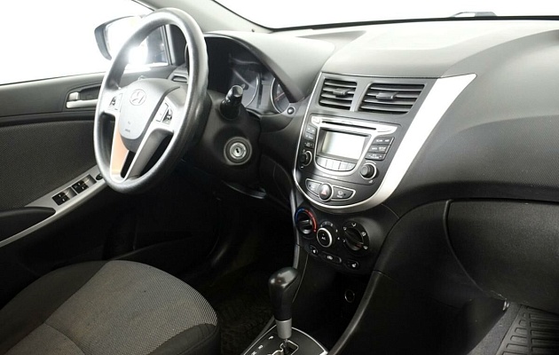 Hyundai Solaris, фото №9