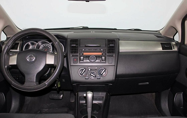 Nissan Tiida I Рестайлинг, фото №5