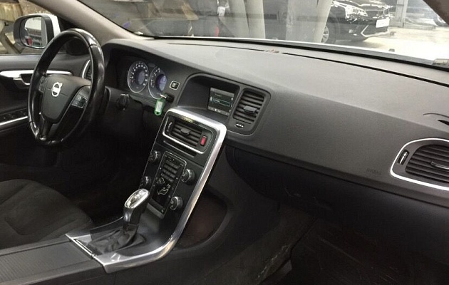 Volvo S60, фото №5