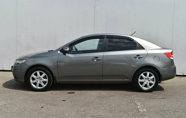 Kia Cerato 5-speed II, фото №2