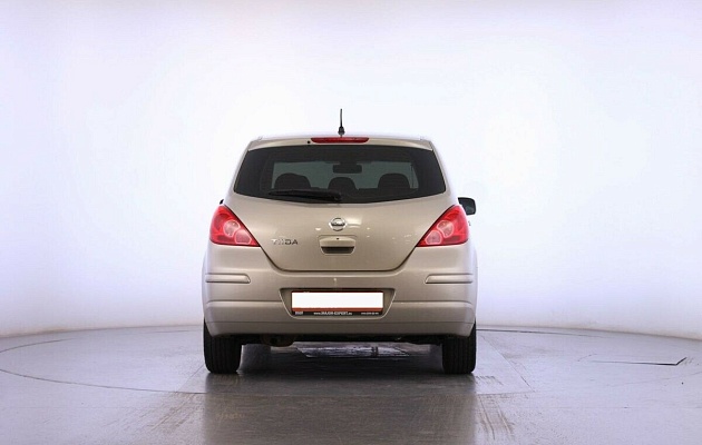 Nissan Tiida I Рестайлинг, фото №3