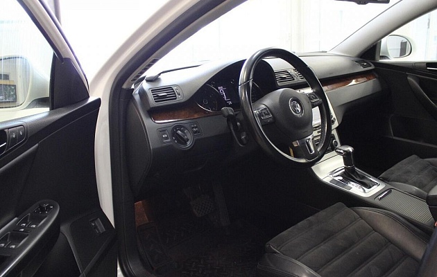 Volkswagen Passat (B6), фото №8
