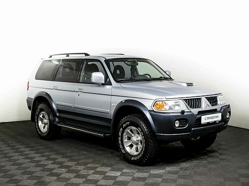 Mitsubishi Pajero Sport