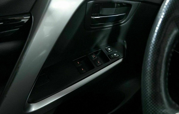 Mitsubishi pajero sport, фото №11