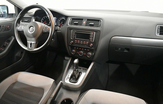 Volkswagen Jetta VI, фото №5
